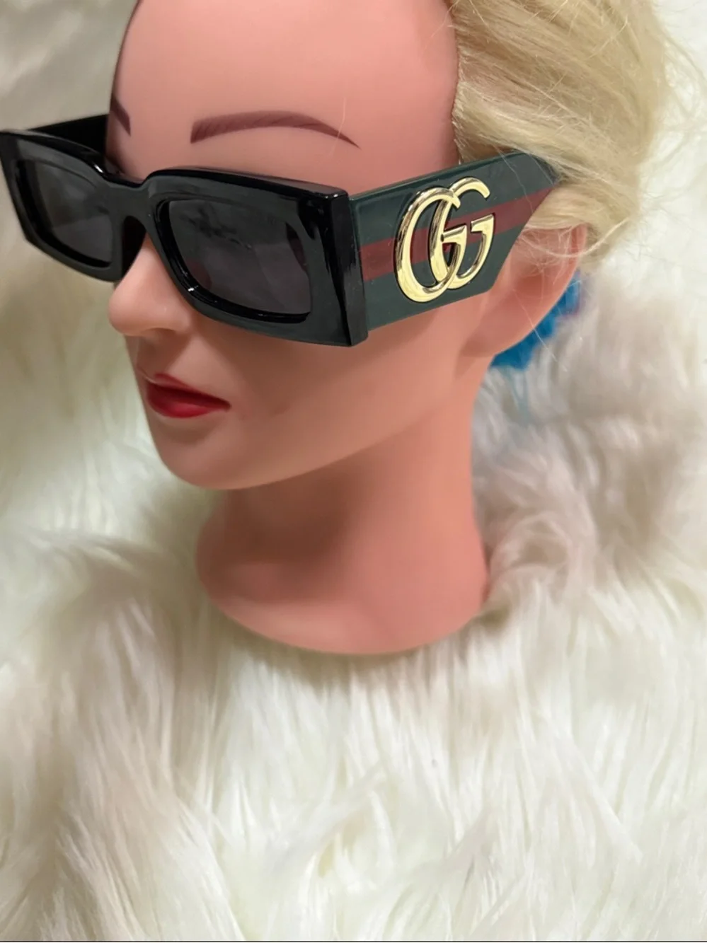 Green & Red Logo-Accent Women's Sunglasses with Black Lenses